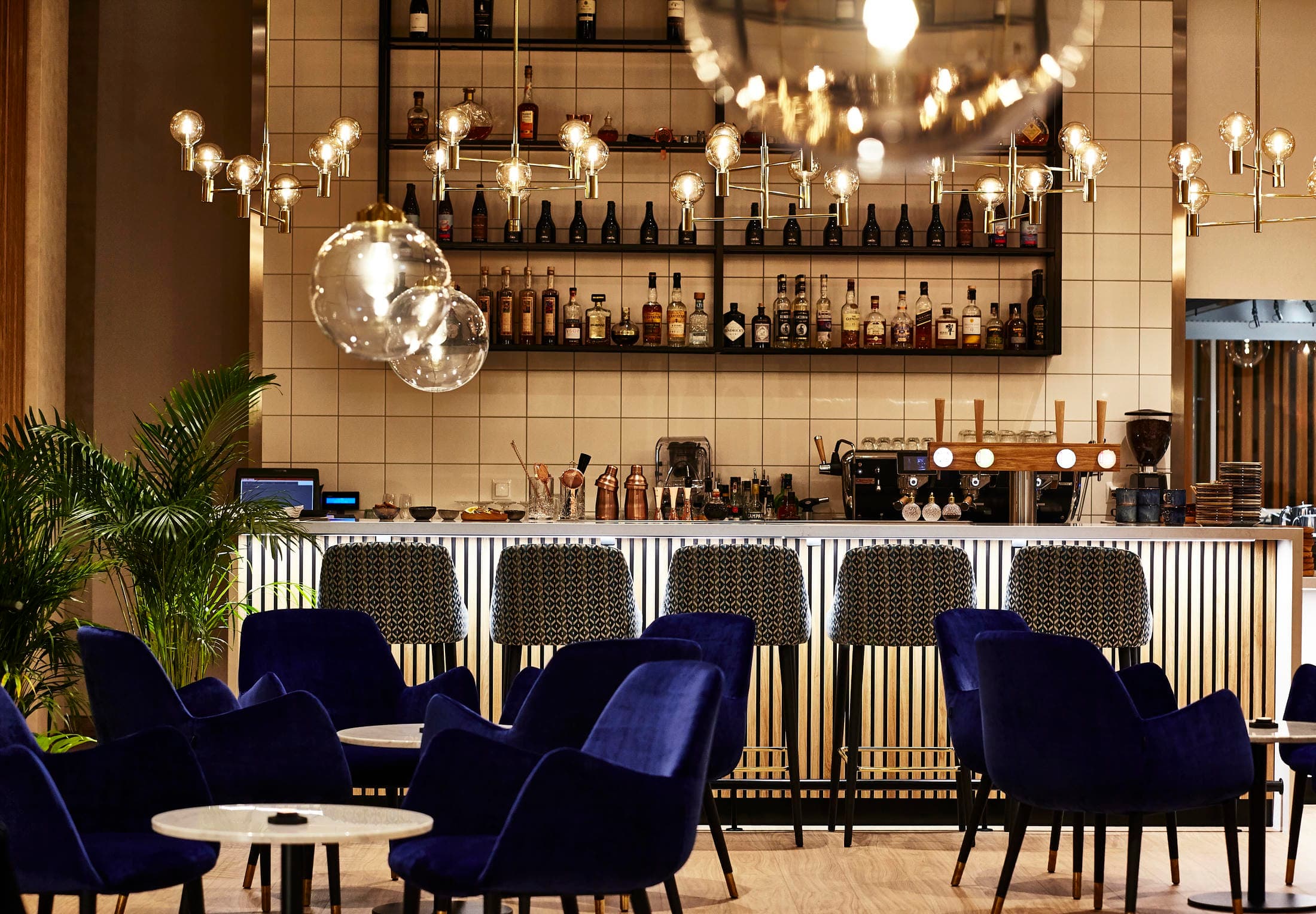 Floor 2 · the bar
