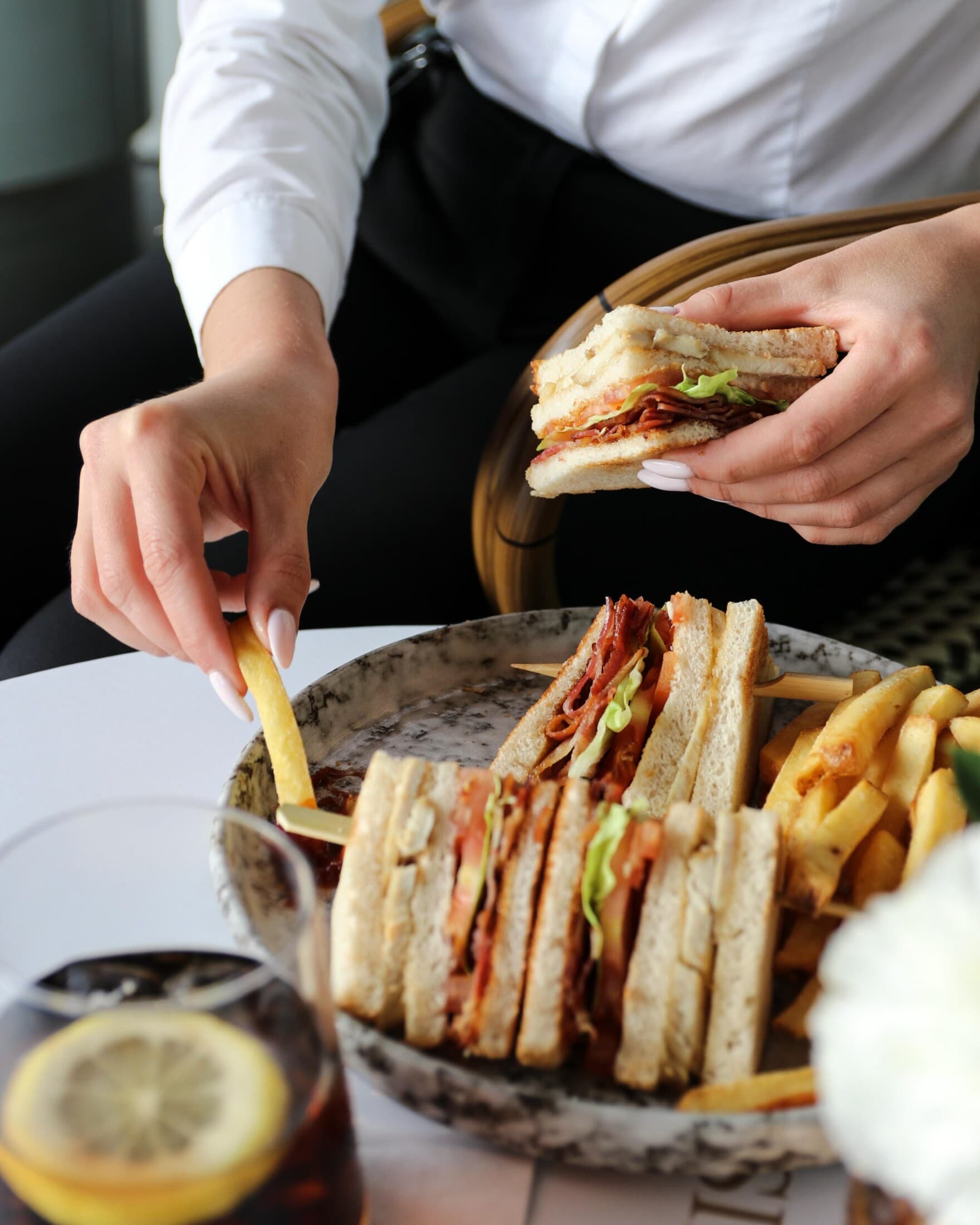 Lobby Bar · club sandwich
